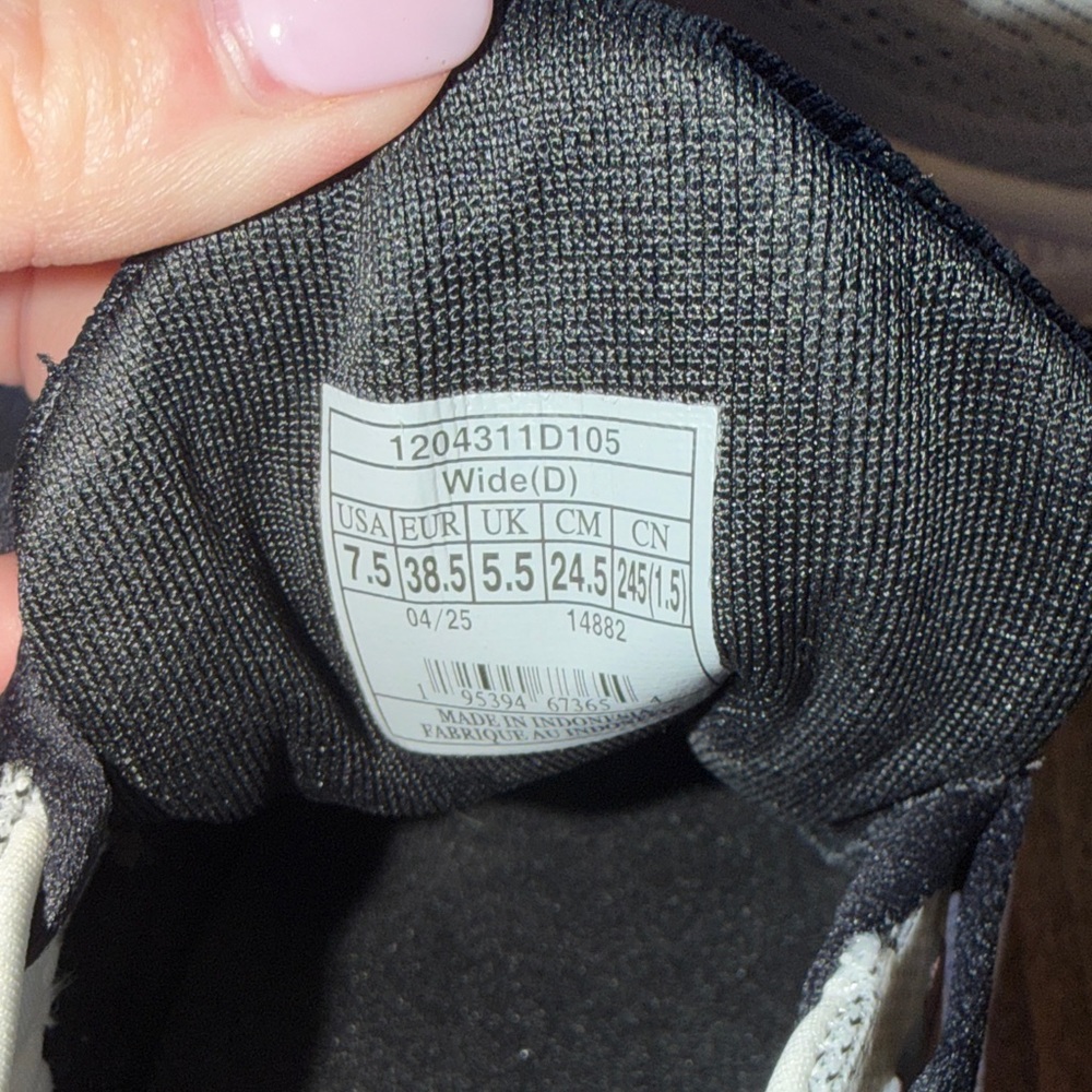 Brooks light grey and Black Athletic Shoes - Picture 5 of 5